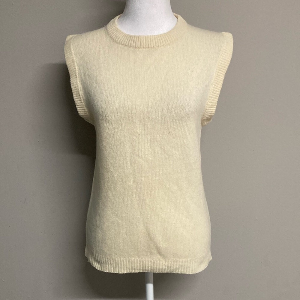 Vintage Sleeveless Knit Top